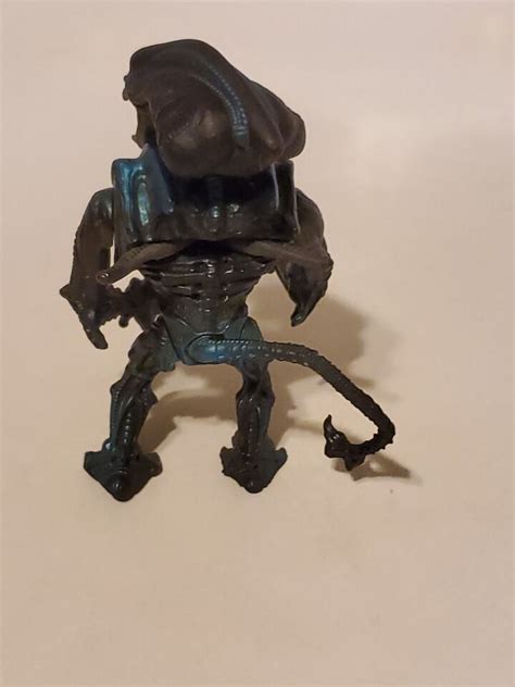 Vintage 1992 Kenner Fox Aliens Blue Gorilla Alien Xenomorph Figure 90s