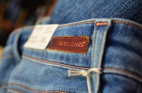 Cross Jeans Women Branding Details Branding Details Denim