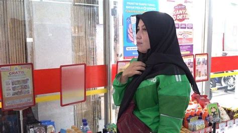 Ojol Perempuan Nyaris Pingsan Saat Dipesan Dedi Mulyadi Tukang Parkir