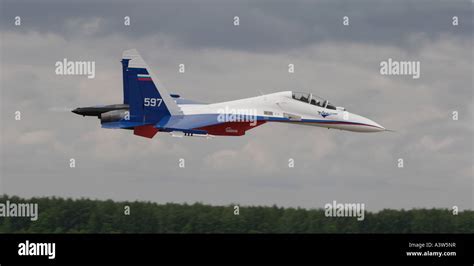 Russian Fighter Aircraft Sukhoi Su 27 Hi Res Stock Photography And