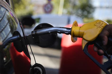 Carburants pourquoi les prix repartent ils à la hausse CNEWS