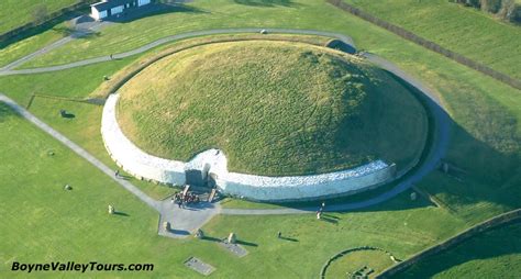 Visiting Irelands Ancient East See Newgrange With Boyne Valley Tours