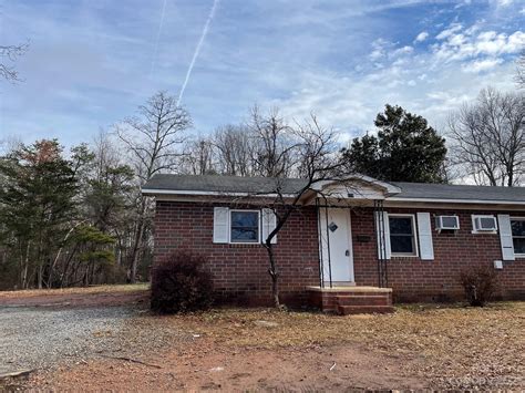 172 Drum St Lincolnton Nc 28092 Mls 4101139 Coldwell Banker