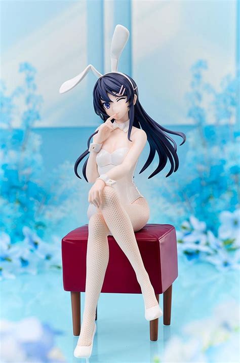 La Figurine Du Lapin Blanc Mai Sakurajima D Aniplex Est Totalement Kawaii Tech Tribune France