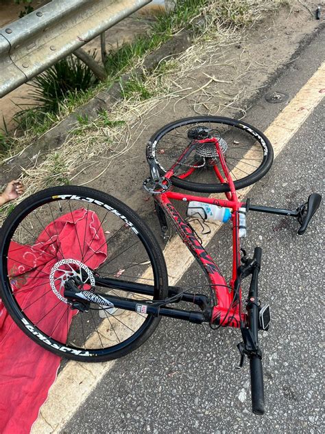 Ciclista Morre Ao Ser Atingido Por Carreta Em Rio Claro Sul Do Rio E