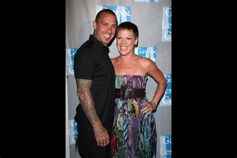 Photo La Chanteuse Pink Et Son Mari Carey Hart En Mai Los