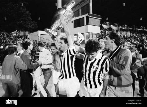 Juventus 1 0 Liverpool 1985 European Cup Final Heysel Stadium Stock