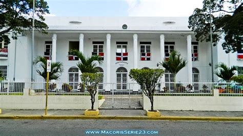 Reliquias Monumentales De San Pedro De Macoris