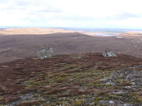 Granite Erratics Beinn A Mhadaidh Richard Webb Cc By Sa 2 0