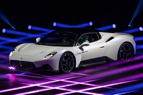 Maserati unveils MC20 the new supercar with 621 horsepower - SpeedLux