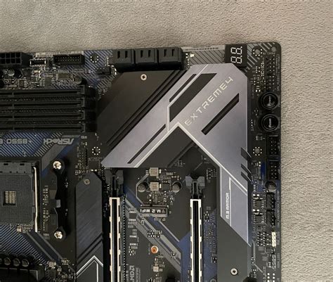 Asrock B550 Extreme4 Motherboard Review