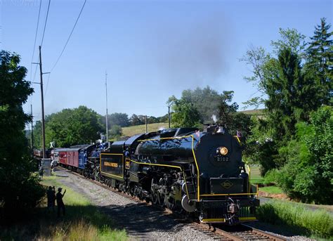 Reading And Northern 2102 And 425 Lead The August 13th Rambl Flickr