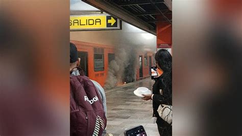 Otra Vez T Metro De Cdmx Desalojan Tren De L Nea Por Humo En Una