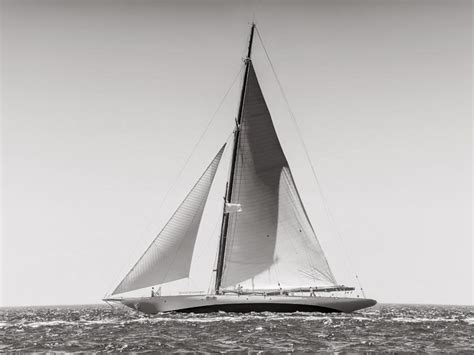 Classic racing sailboat - obrazarna.cz