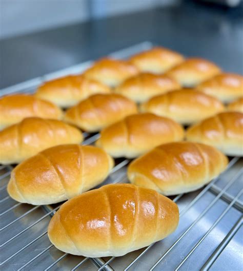 Mini Hokkaido Milk Buns 8 Buns Fred Bread Sg