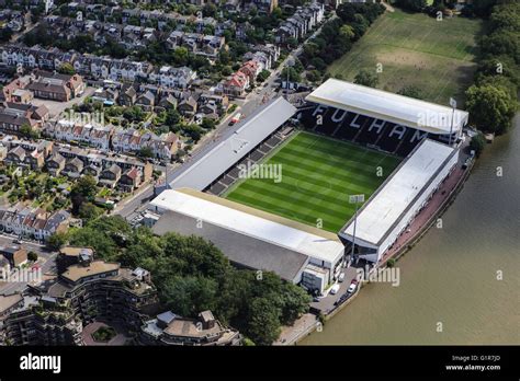 At Craven Cottage High Resolution Stock Photography And Images Alamy