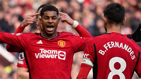 Man Utd 2 0 Everton Why Bruno Fernandes Let Marcus Rashford Take