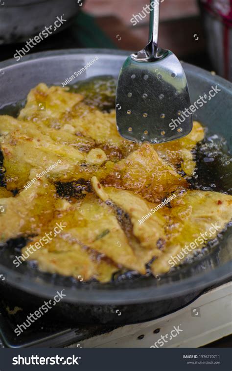 Delicious Tempe Goreng Indonesian Traditional Food Stock Photo 1376270711 | Shutterstock