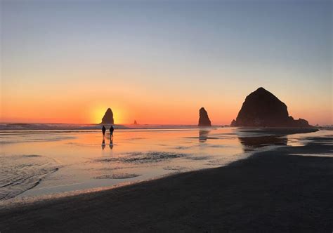 Haystack Rock Oregon ‘17 | Monument valley, Natural landmarks, Landmarks