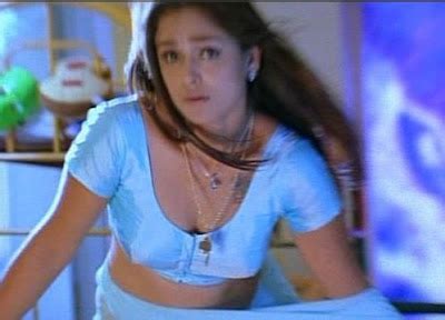 INDIAN MOVIE STAR STILLS SIMRAN HOT NAVEL