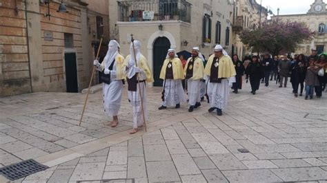 Con I Pappamusci A Matera La Settimana Santa Di Francavilla