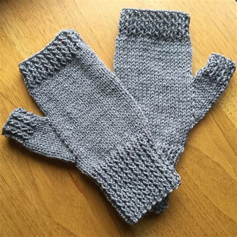 Mens Mittens Knitting Pattern