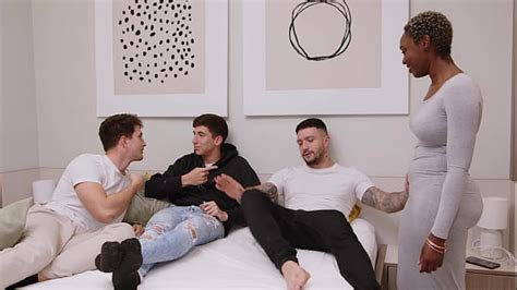 Passionate Black Gay Kissing And Fucking Search Xvideos