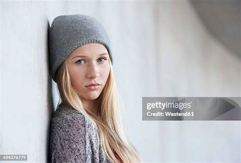 15 Year Old Blonde Girl Photos and Premium High Res Pictures - Getty Images