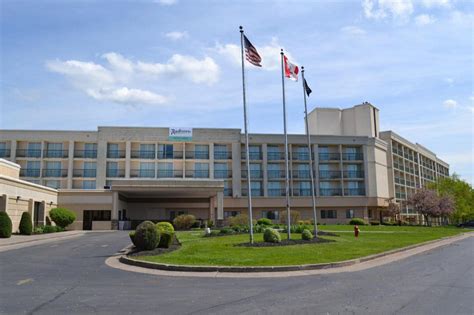 Radisson Hotel Niagara Falls Grand Island In Grand Island Ny Room