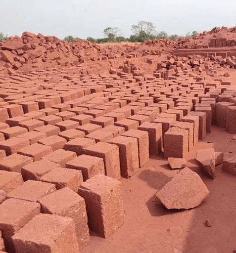 House Construction Using Laterite Bricks Pros And Cons Happho