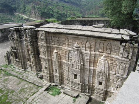 Kangra Fort in Himachal Pradesh - Musafir