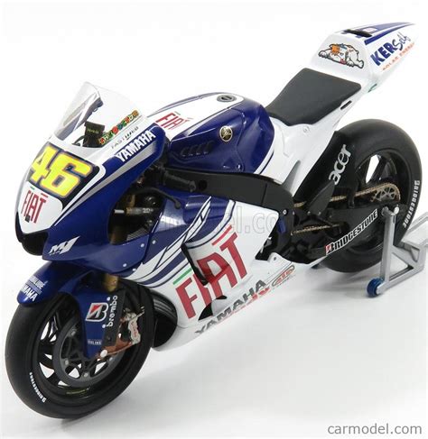 Minichamps Echelle Yamaha Yzr M Team Fiat N Motogp