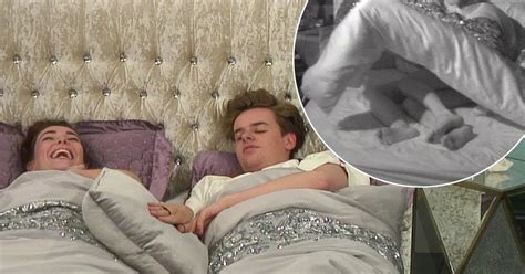 Big Brother Nick And Naked Harry Share A Bed Together Will They Fumble In The Dark The Mirror