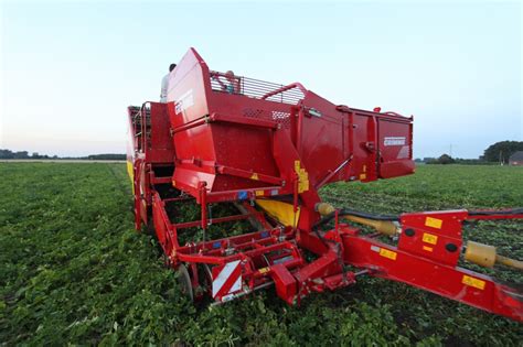 Harvesting Technology 2 Row Grimme SE 150 60 Grapak A1 D O O