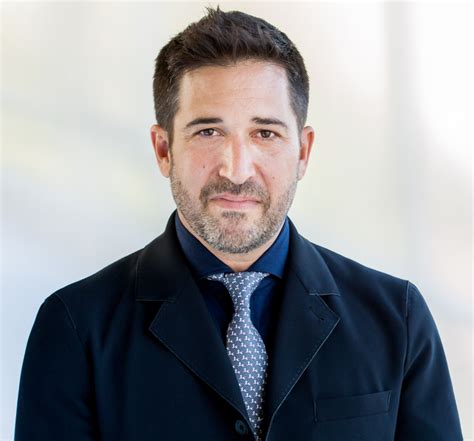 Experienced Toronto Personal Injury Lawyer Greg Neinstein