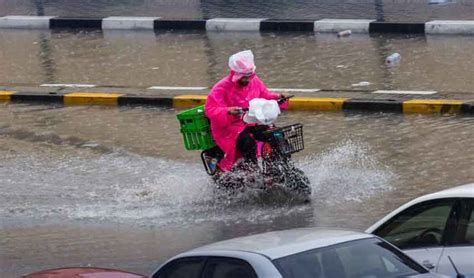 Several Flights Cancelled Travel Disrupted In Uae Amid Adverse Weather