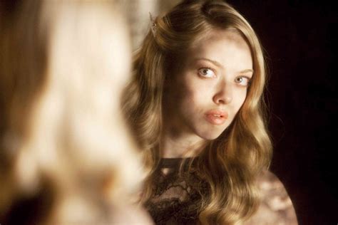 First High Resolution Stills Of Amanda Seyfried Starring Movie Chloe