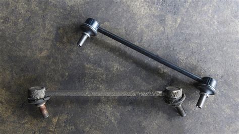 5 Signs Of A Bad Or Failing Sway Bar Link