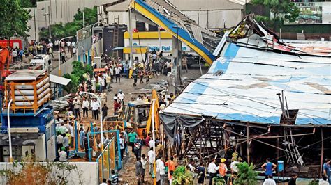 Ghatkopar Hoarding Collapse Bmc Action Against Firm That Put Up