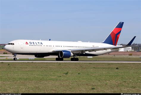 N192DN Delta Air Lines Boeing 767 332ER WL Photo By Marco Wolf ID