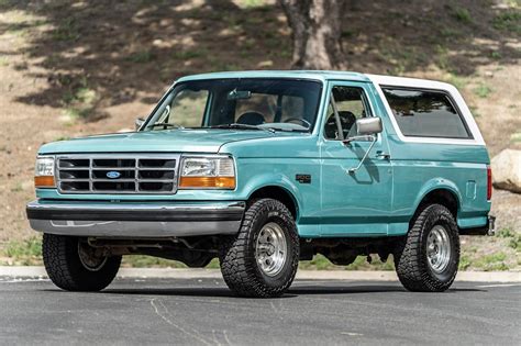 Ford Bronco Xlt Available For Auction Autohunter