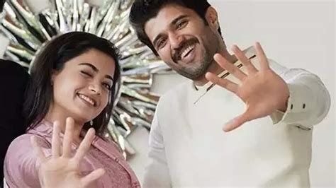 Vijay Deverakonda Reacts To Engagement Rumours With Rashmika Mandanna