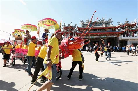 西港刈香i 請媽祖日遶境14 百足真人蜈蚣陣 趙守彥1960 數位島嶼