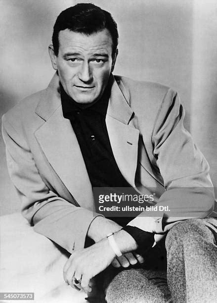 John Wayne 1950s Photos And Premium High Res Pictures Getty Images