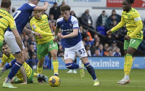 Dominant Ipswich Town Share Four Goals With Norwich City As The East