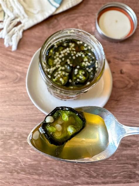 Easy Hot Pepper Honey Recipe Fermented Jalapeño Honey Homestead and Chill