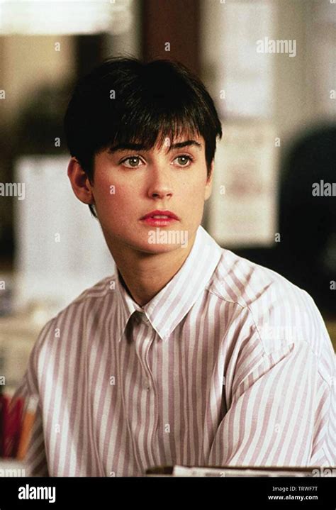 Demi moore ghost hi-res stock photography and images - Alamy