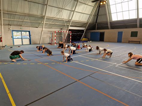 Découverte des activités sportives proposées par l UNSS pour les 6e