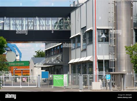 Factory Entrance Hi Res Stock Photography And Images Alamy