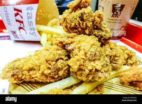 KFC Menü gebraten Kentucky Fried Chicken Essen Hot Wings